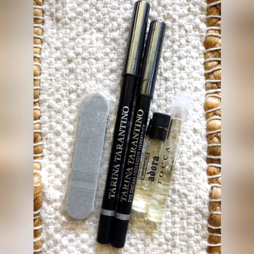 Tarina Tarantino Eyeliner Set with Tocca Perfume